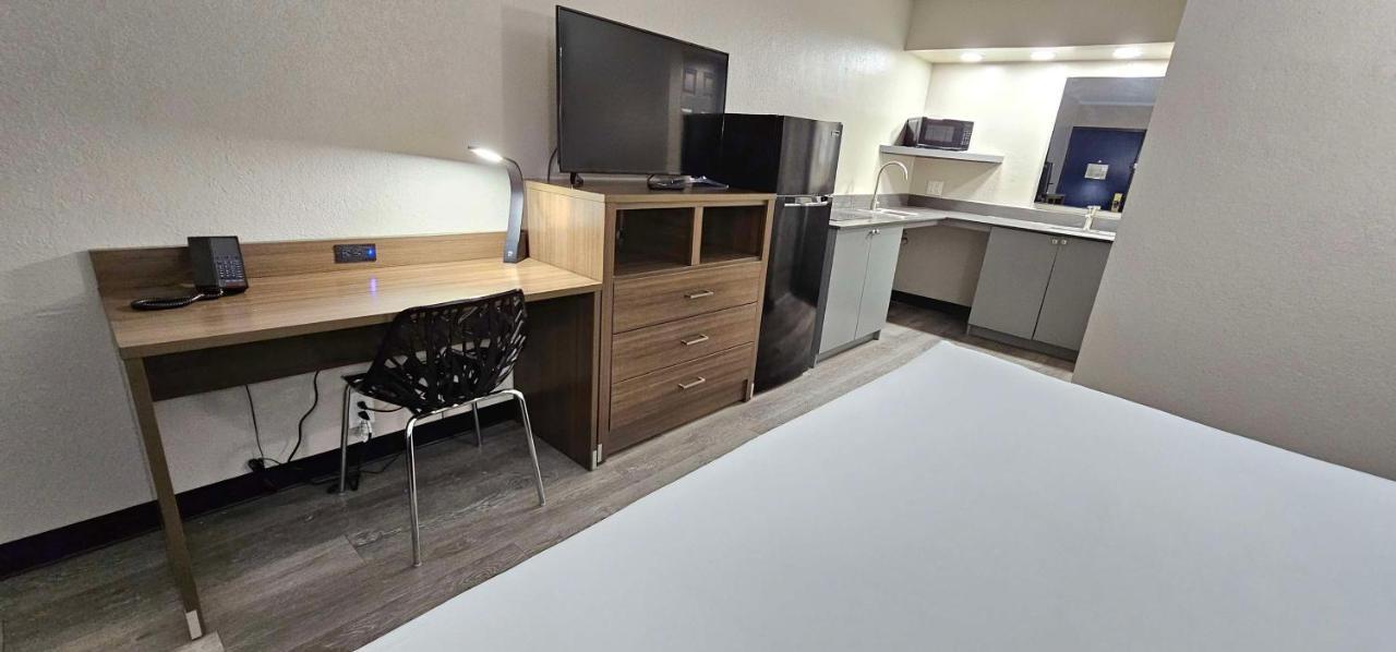 Surestay Studio By Best Western Victoria Exterior photo