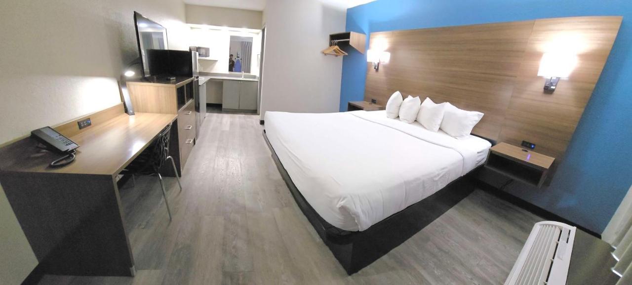 Surestay Studio By Best Western Victoria Exterior photo